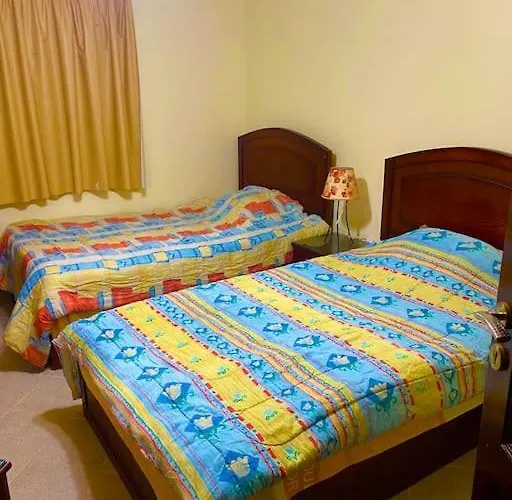 Chalet شالية على البحر والبسين بالعين السخنة بقرية امباير ريزورت *